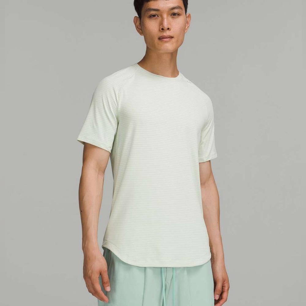 Lululemon Drysense Short Sleeve‎ Training Shirt – Acrylic Mint 🌿✨